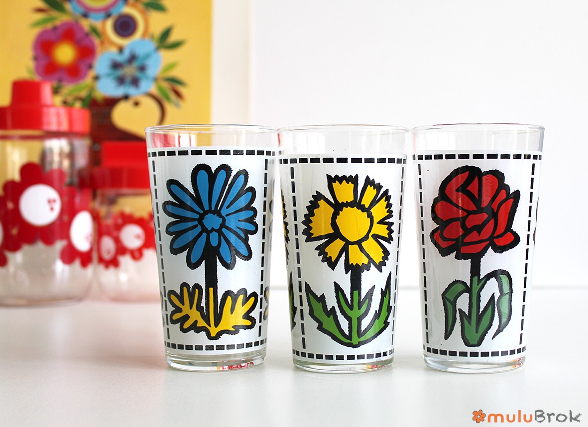 Verre Flowers vintage