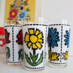 Photo 2 - Verre Flowers vintage