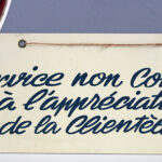 Photo 3 - Pancarte Service non compris